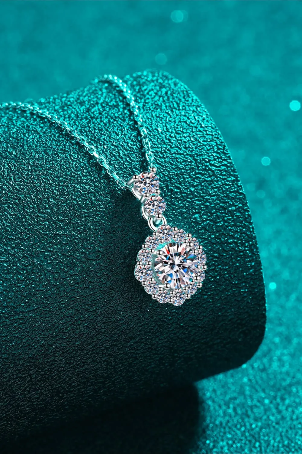 *APP EXCLUSIVE* 1 Carat Moissanite 925 Sterling Silver Necklace