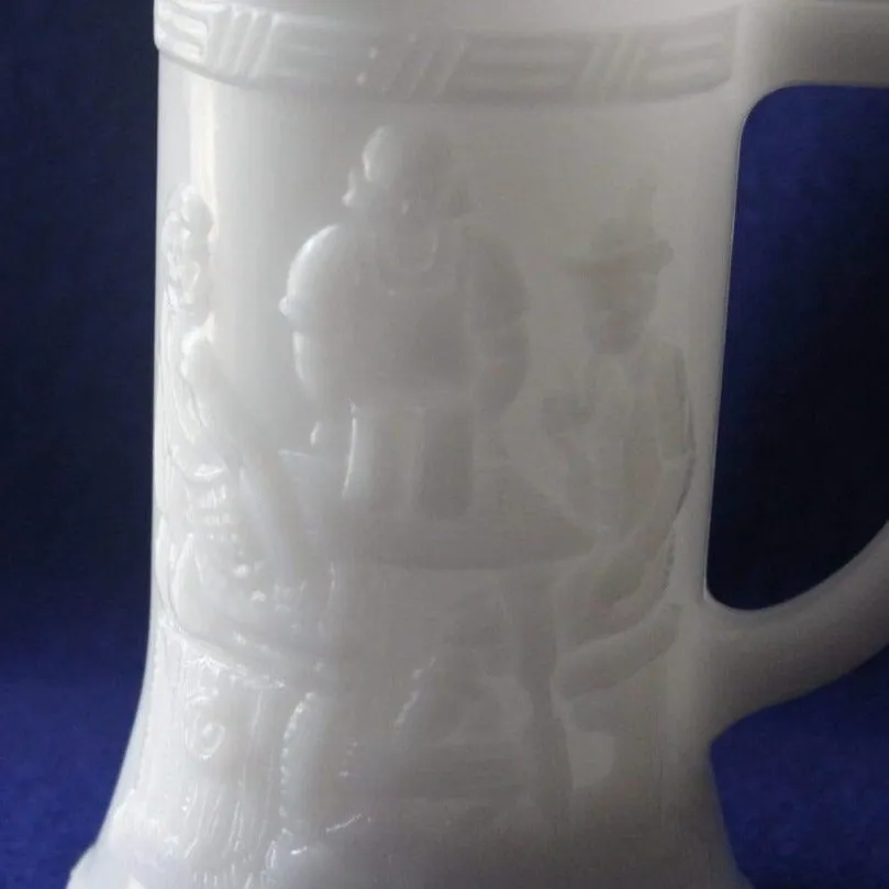 Beer Mug, Tiara, Pub/Bar Scene, Milk Glass, Vintage