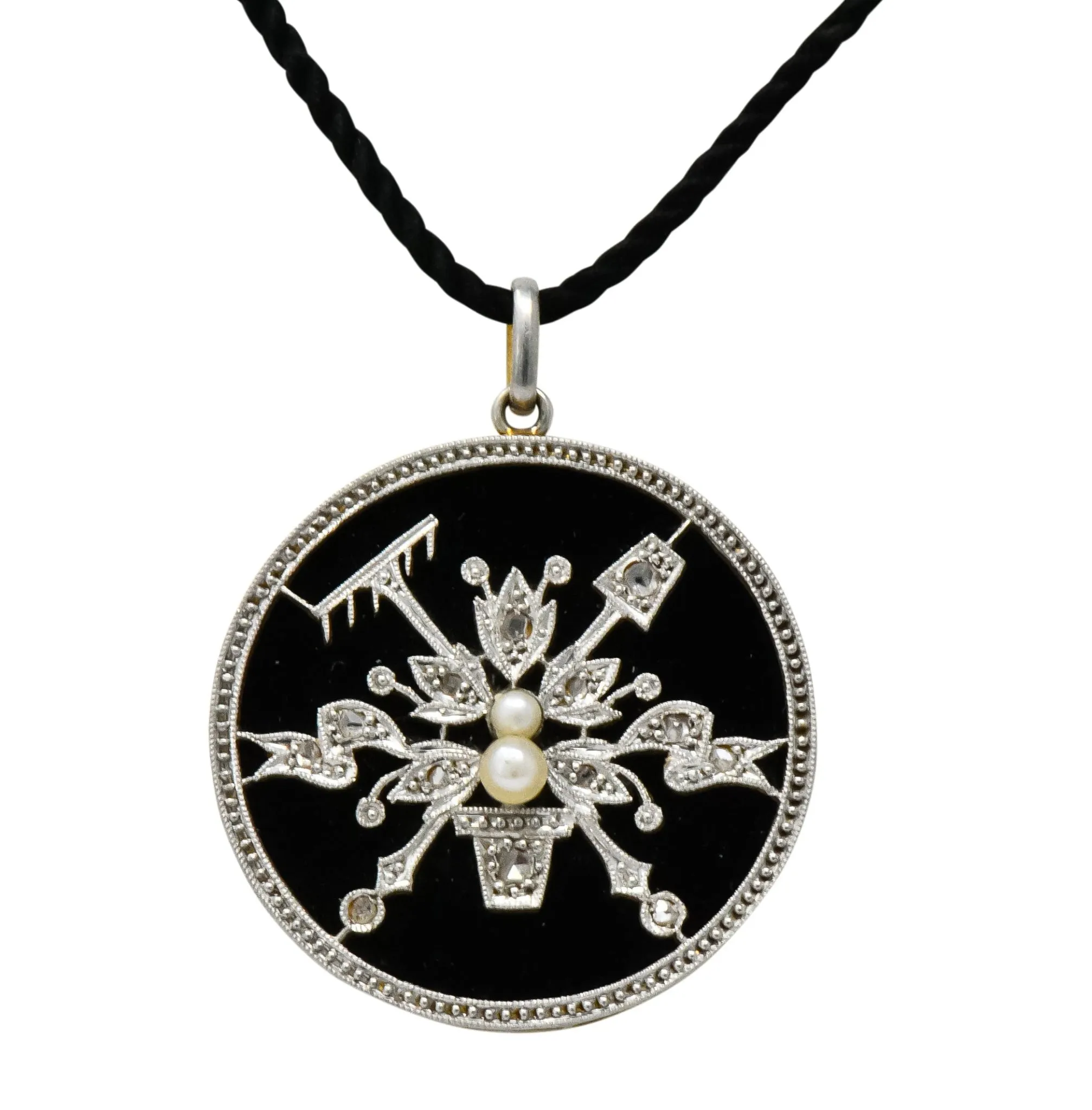 Belle Époque Diamond Onyx Platinum-Topped 18 Karat Gold French Flower Garden Pendant Necklace