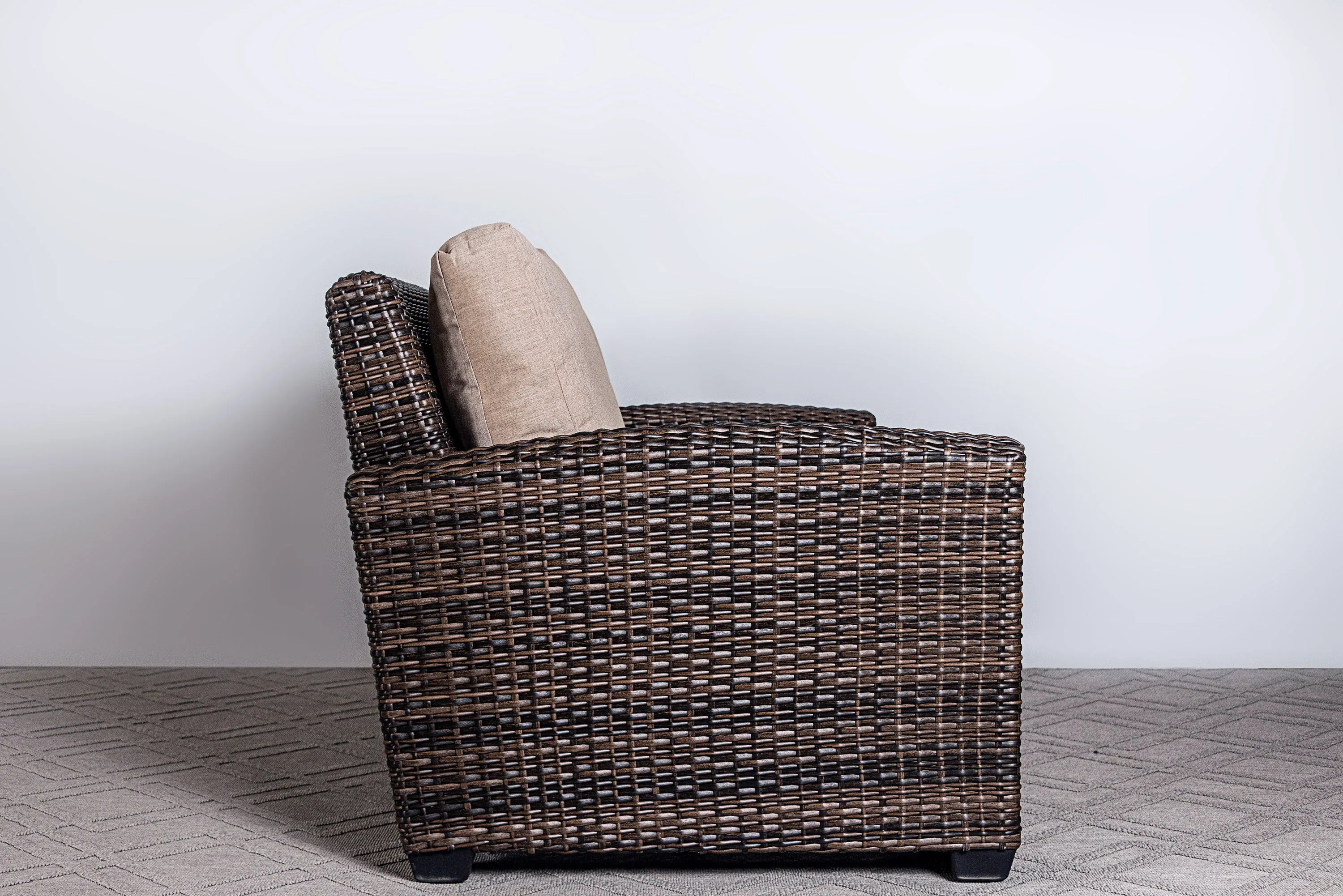 Coral Gables Loveseat