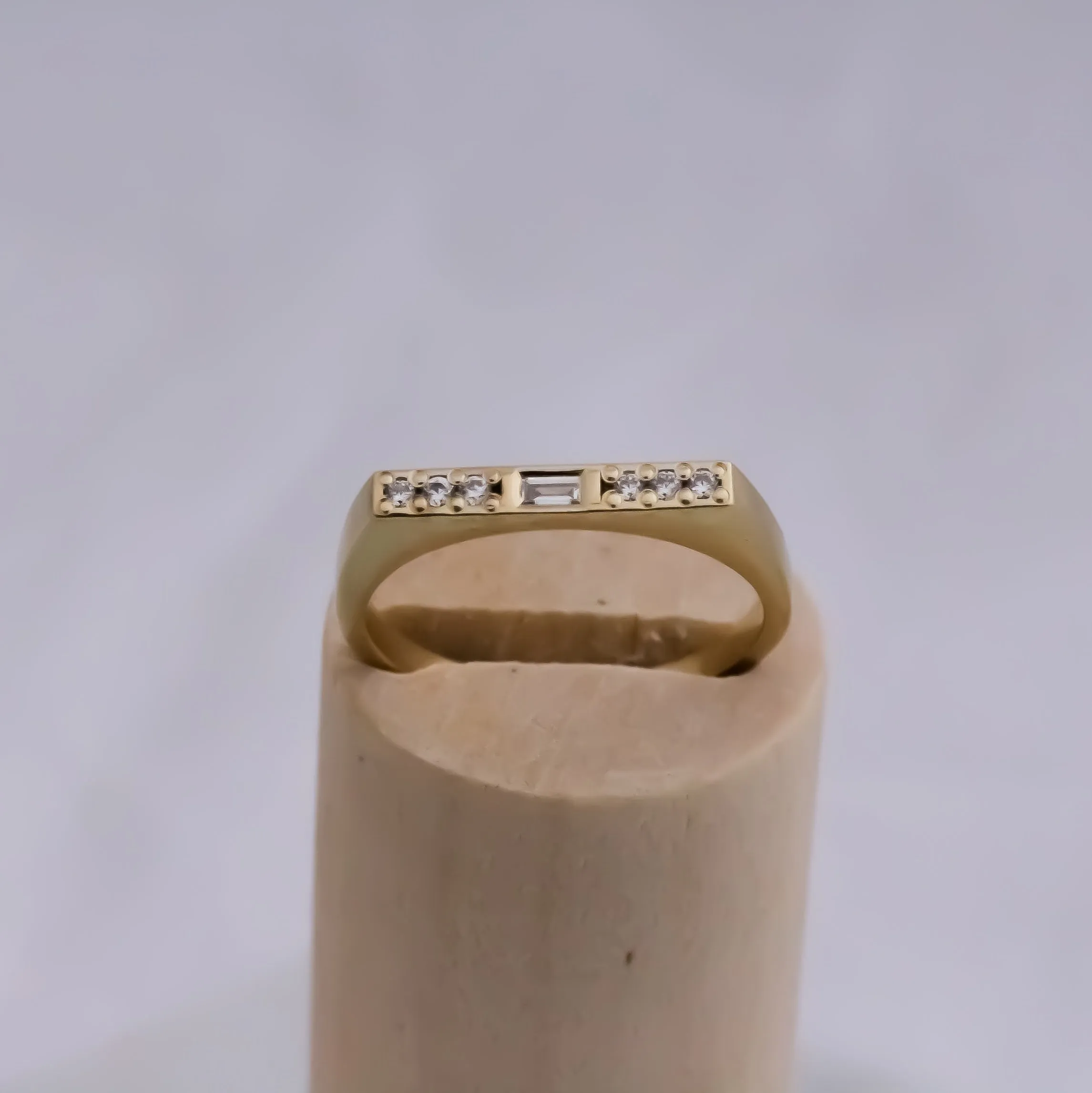 Fantasy Signet ring 14k gold