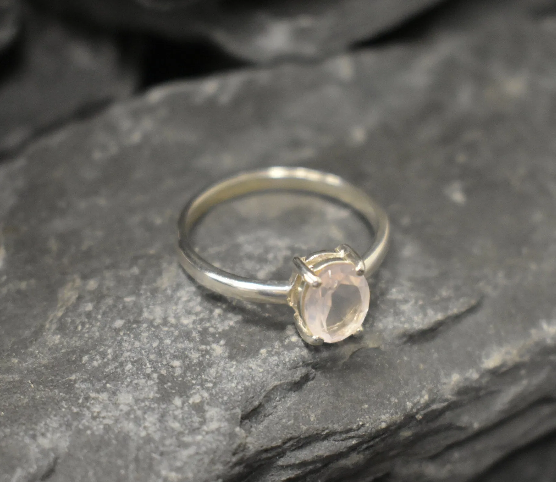 Rose Quartz Ring - Pink Oval Ring - Classic Solitaire Ring
