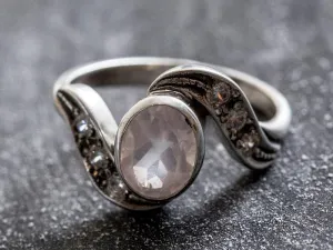 Rose Quartz Ring - Pink Vintage Ring - Rose Quartz Bezel Ring