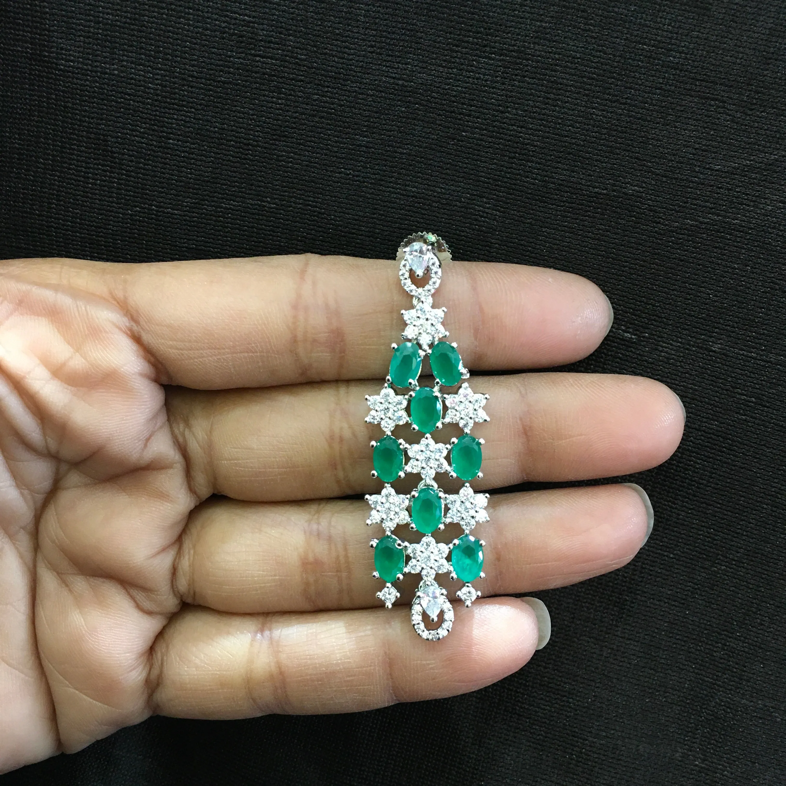 Round Neck Zircon/AD Necklace Set 5928-69