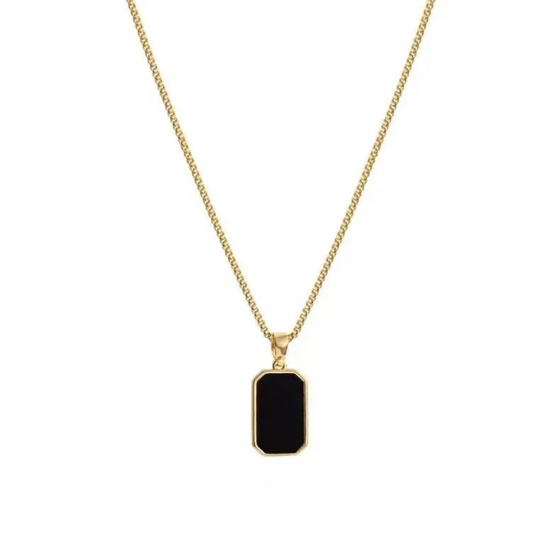 Solid 18kt Gold Elegant Black Onyx Pendant