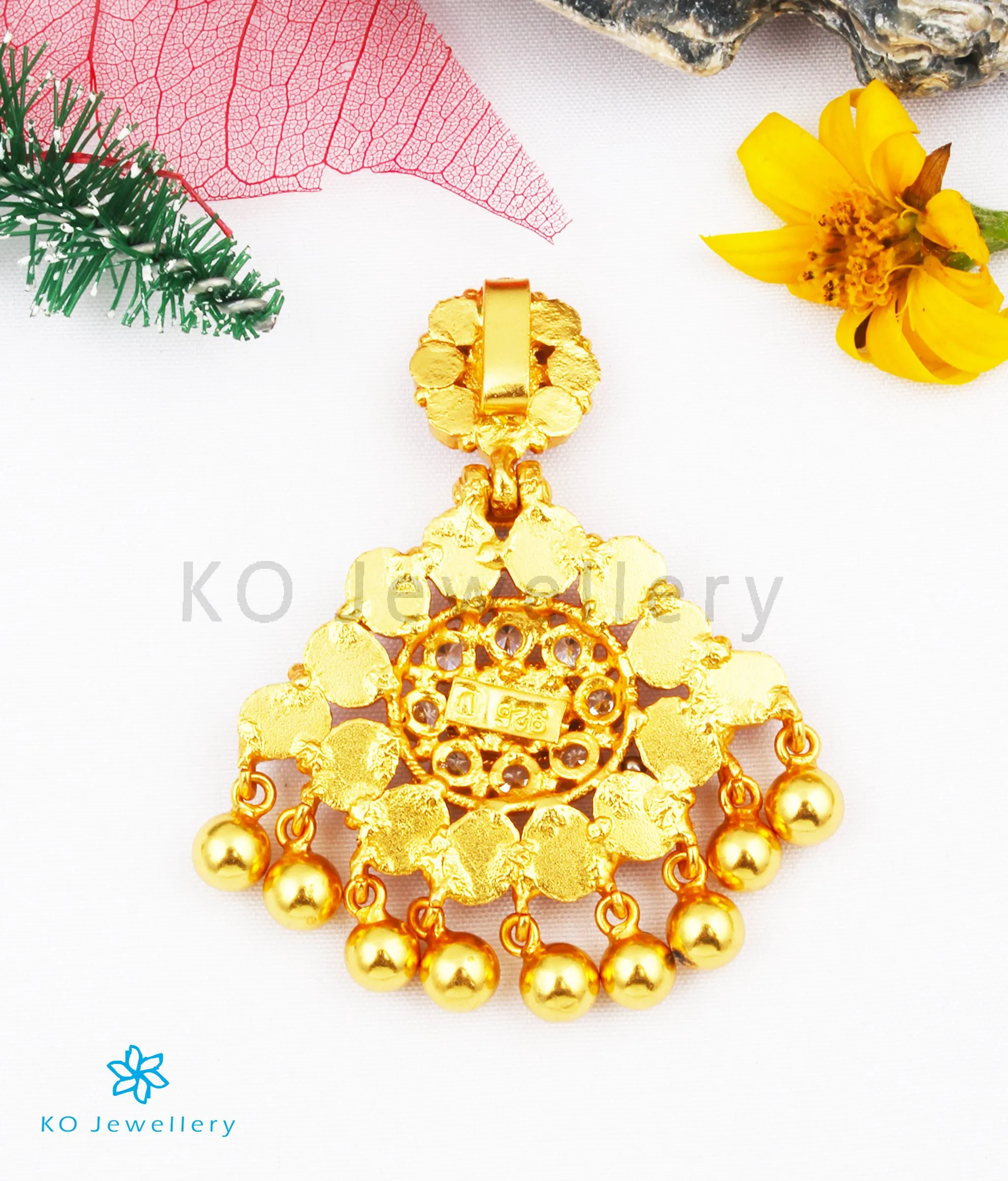 The Advaya Silver Kempu Pendant