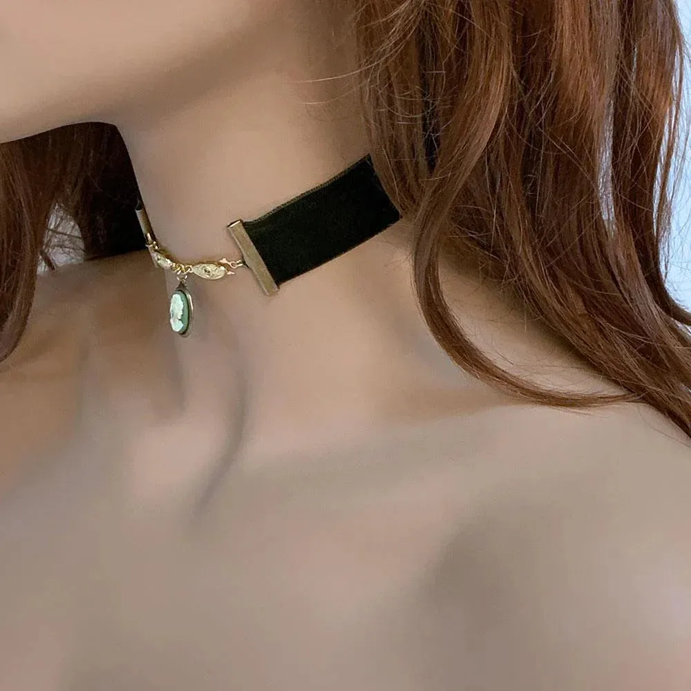 Victorian Green Velvet Cameo Choker